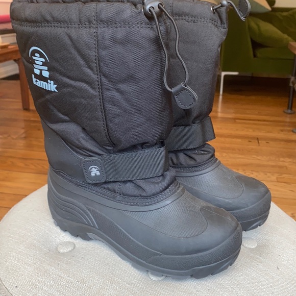 Kamik Other - Kamik Snow Rain Boots Black / Grey w/ Red Liner Kids Youth 5